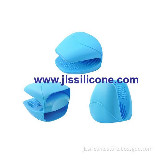 The Light Blue Silicone Oven Mitts Glove And Heat Resistant Pot Holder